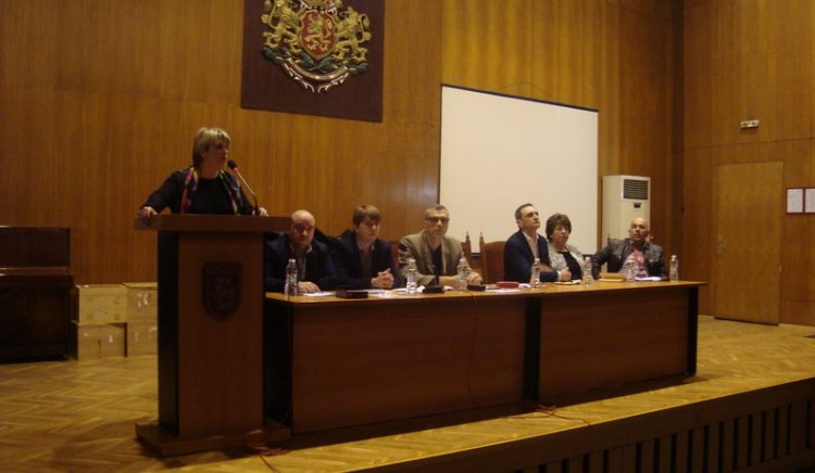 Търновската конференция на БСП предложи Елена Йончева за водач на евролистата